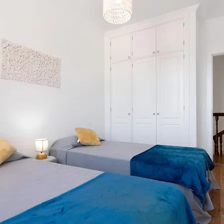 Дом отдыха Vencejos, Amplia Casa Con Terraza Y Vistas, Ideal Familias, Amigos O Grupos
