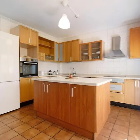 Дом отдыха Vencejos, Amplia Casa Con Terraza Y Vistas, Ideal Familias, Amigos O Grupos Лас-Пальмас-де-Гран-Канария