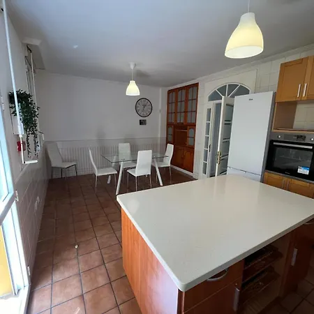 Сasa de vacaciones Vencejos, Amplia Casa Con Terraza Y Vistas, Ideal Familias, Amigos O Grupos